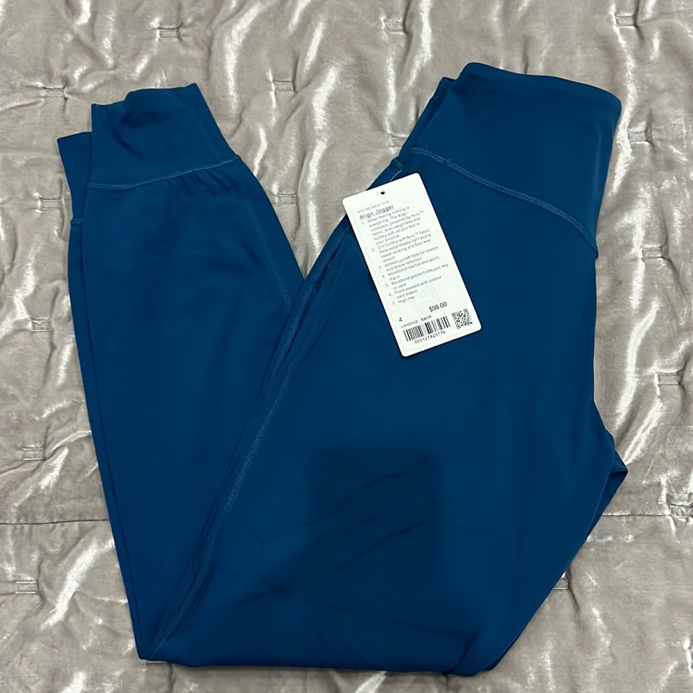 Lululemon NWT Align Joggers